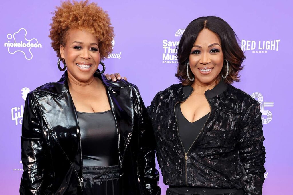 Mary Mary Header